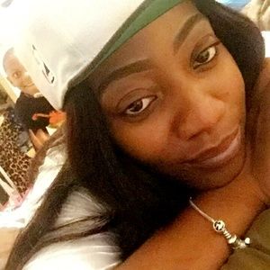 Meet your Posher, Nija